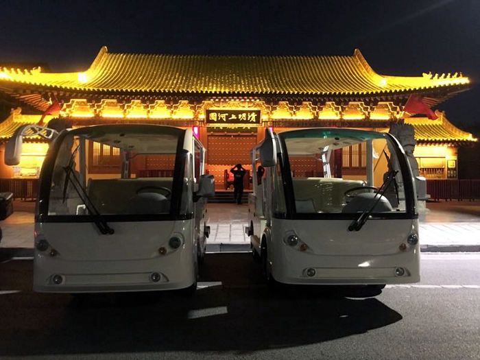 永吉开封清明上河园18辆锂电池车